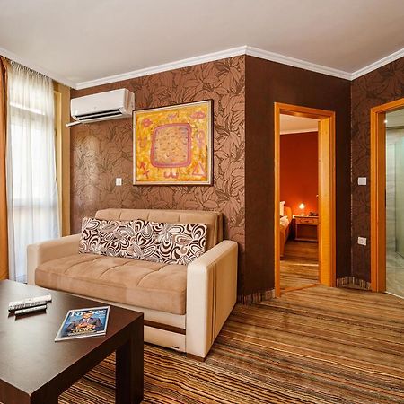 Hotel Avion - Self Check In Plovdiv Kültér fotó
