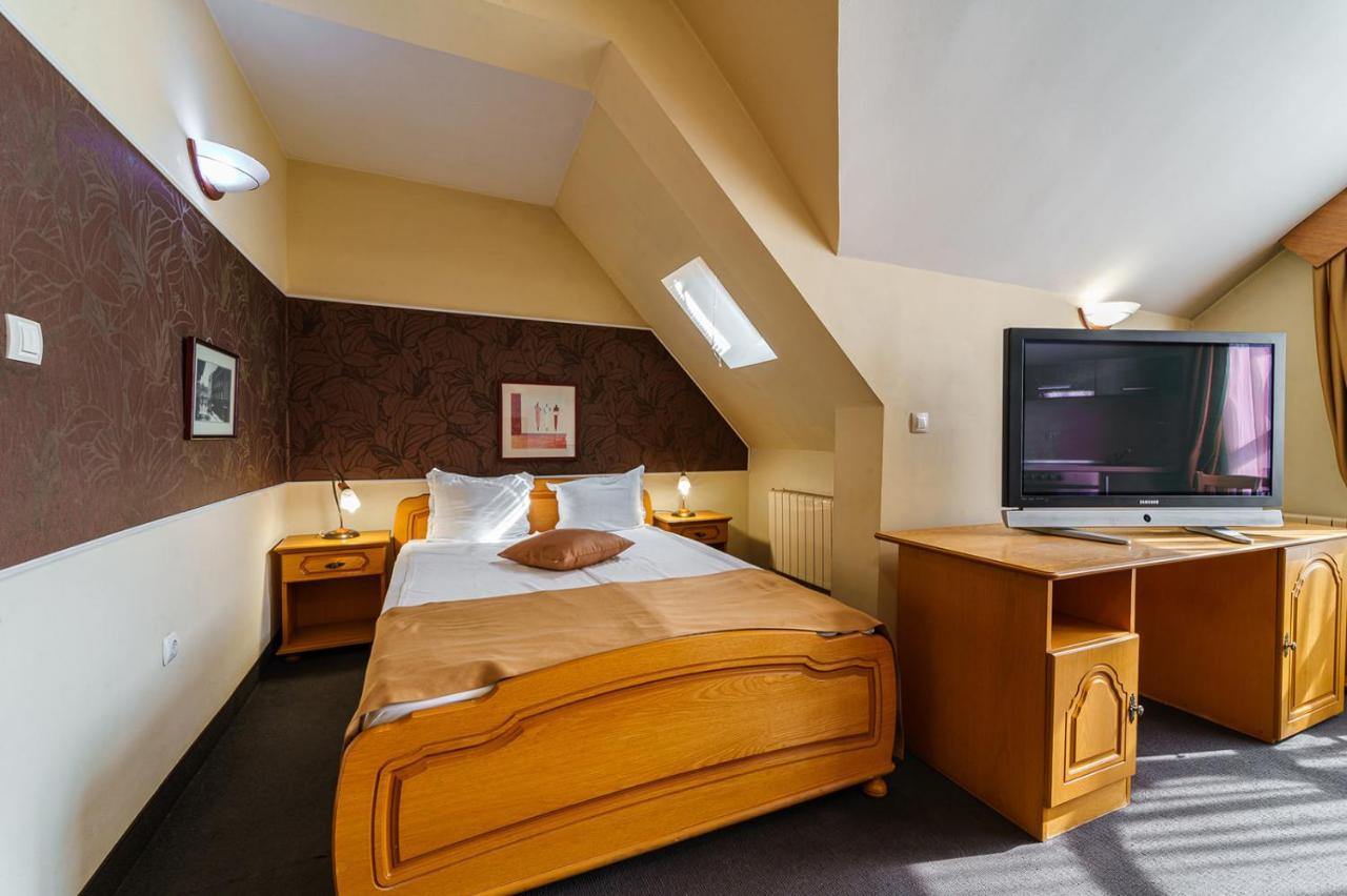 Hotel Avion - Self Check In Plovdiv Kültér fotó