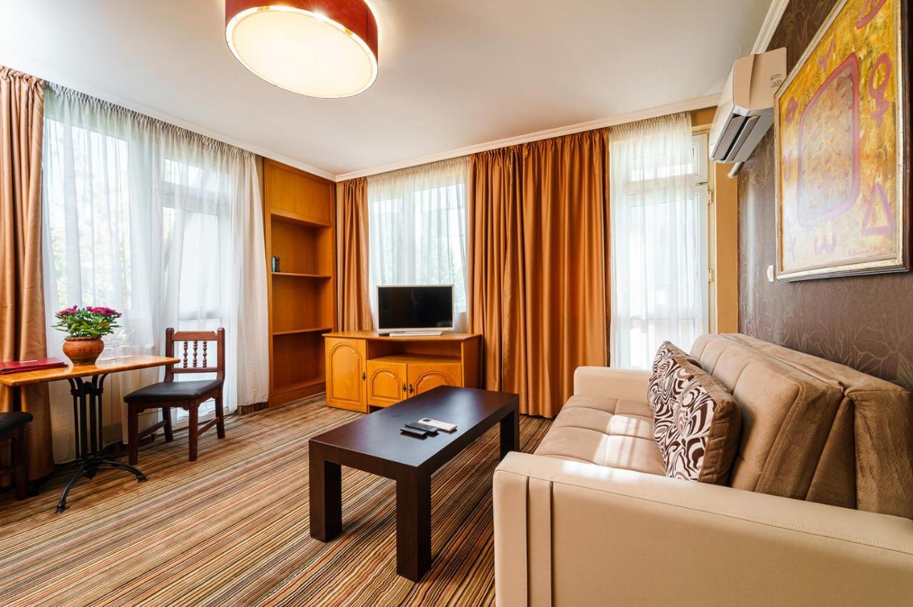 Hotel Avion - Self Check In Plovdiv Kültér fotó